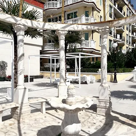 Coastal With Sea View In Elenite, 40m² + Pool Apartment