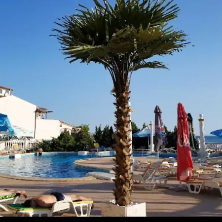 Coastal With Sea View In Elenite, 40m² + Pool *