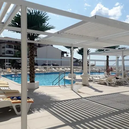 Coastal With Sea View In Elenite, 40m² + Pool אלניטה