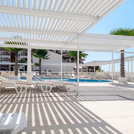 Daire Coastal With Sea View In Elenite, 40m² + Pool *
