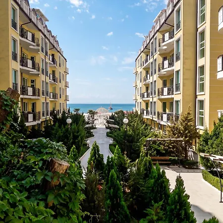 Coastal With Sea View In Elenite, 40m² + Pool Daire *